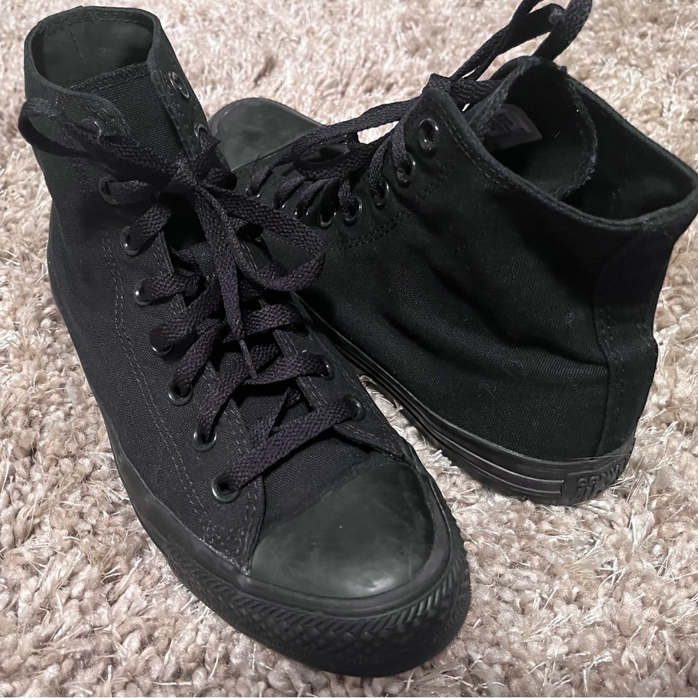 Converse Chuck Taylor All Star, High-Top Black, Size 9 Women’s